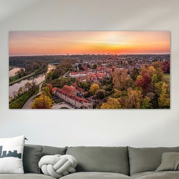 Drohnenpanorama des Sonnenaufgangs bei Elsloo in Südlimburg