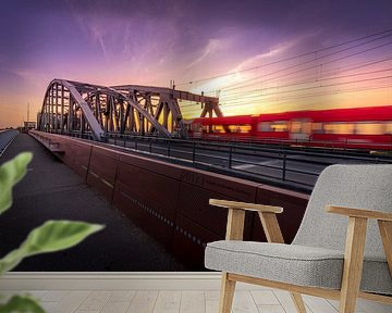 De Oude IJsselbrug van Zutphen bij Nacht