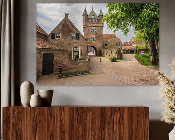 De Dijkpoort in hanzestad Hattem van Peter Bartelings