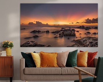 Enchanting sunset on the island of Aruba by Harold van den Hurk