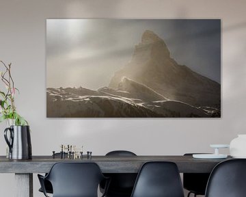 De Matterhorn in sterke wind en mystiek licht van Pascal Sigrist - Landscape Photography