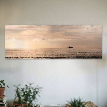 Fregatte wählt den weiten Sop - Teil 1 von Alex Hiemstra