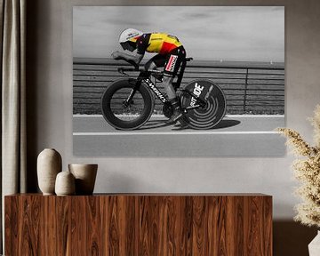 Remco national colours on time trial bike art by FreddyFinn