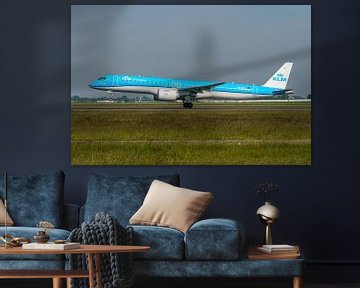 KLM Cityhopper Embraer E195-E2 (PH-NXI). van Jaap van den Berg