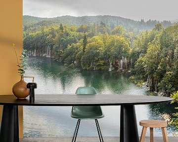 Lake with waterfalls by Richard Guijt Photography