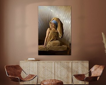 lady with the pearl in a spa by Elianne van Turennout