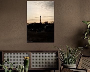 Parijs - De Eiffeltoren tijdens de zonsondergang van Eline Willekens