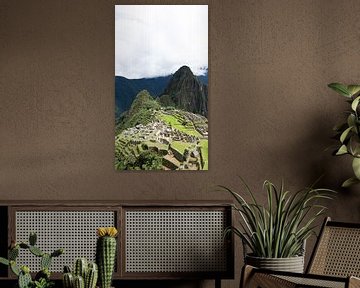 Peru - Zicht op de Machu Picchu van Eline Willekens