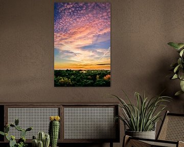 Zonsondergang met mooie lucht van Joost Lagerweij