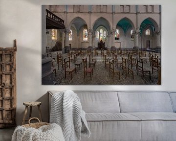 Chaises d'église sur Rens Bok