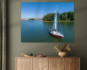 Bateau à voile du port de Hoorn sur Drocean