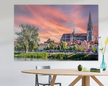 Skyline von Regensburg in Deutschland von Animaflora PicsStock