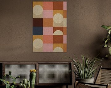 Retro inspirierte abstrakte geometrische Kunst in rosa, gelb, braun, beige und blau 3 von Dina Dankers