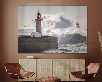 Stormachtige Serenade - De Vuurtoren van Porto van Rudolfo Dalamicio