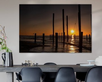 Palmendorf Petten bei Sonnenuntergang von Bram Lubbers