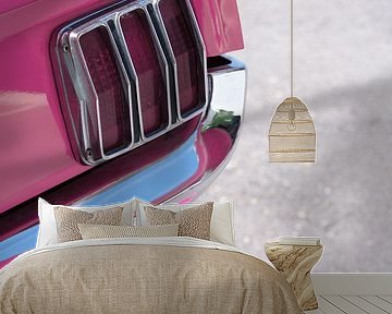 Roze Oldtimer Ford Mustang Automotive van Jenine Blanchemanche