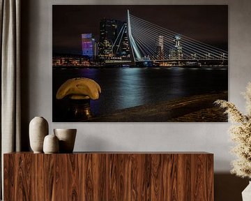 Rotterdamer Erasmusbrücke bei Nacht von LostInDecay