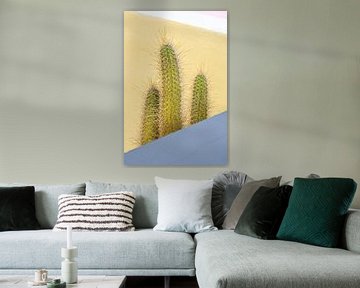 Cactus voor pastel gele muur van Jenine Blanchemanche