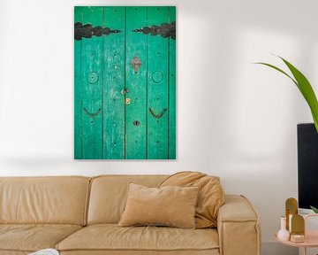 Emerald green wooden door from Ibiza town | Travel & Street Photography
