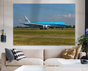 KLM Boeing 777-200 "Ferrara City" (PH-BQF).
