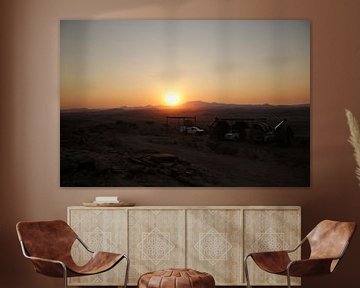 Zonsondergang in de woestijn in Namibië, Afrika van Bin Chen