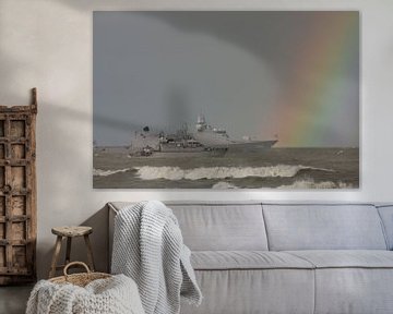 Marineschip met regenboog van Simone Meijer