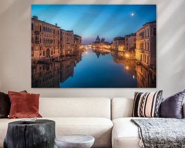Venise Grand Canal à l'heure bleue sur Jean Claude Castor