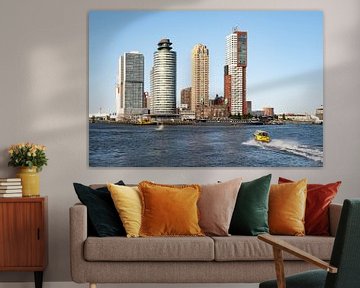 Skyline "Kop van Zuid" Rotterdam met watertaxi