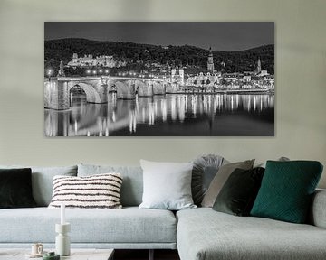 Vieille ville de Heidelberg le soir en noir et blanc. sur Manfred Voss, Schwarz-weiss Fotografie