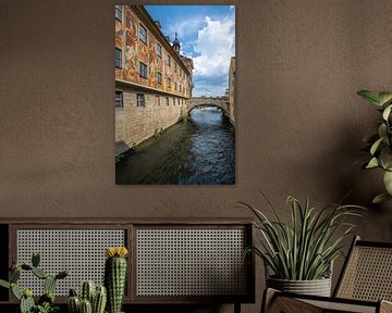 Historisch stadhuis van Bamberg aan de rivier de Regnitz