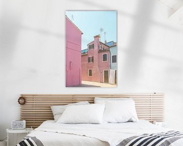 Roze huizen van Burano