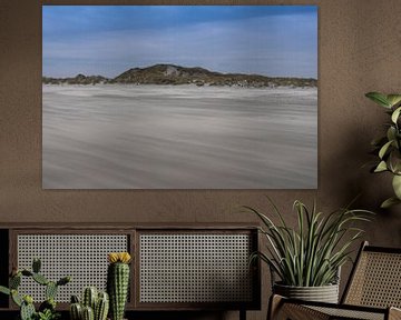 Sable poussiéreux sur une plage vide et déserte, Terschelling sur Haarms