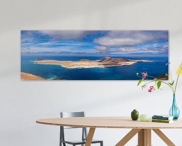 Panorama depuis le Mirador de Nahum vers l'île de La Graciosa près de Lanzarote sur Walter G. Allgöwer