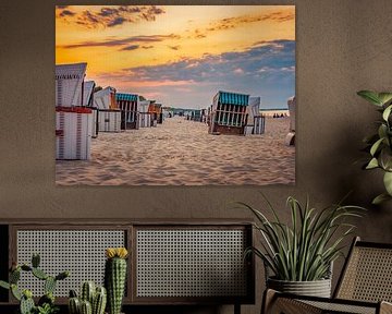 Sunset on the beach by Mustafa Kurnaz