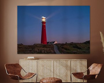Leuchtturm auf der Insel Schiermonnikoog in den Dünen bei Sonnenuntergang