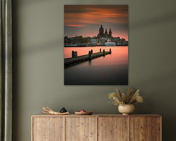 Amsterdam skyline zonsondergang van Ernesto Schats