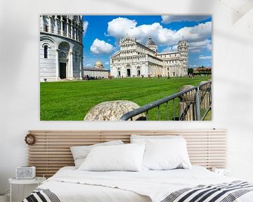 Piazza dei Miracoli in Pisa ,Italien van Animaflora PicsStock