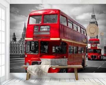 LONDEN Rode bussen & Westminster Bridge van Melanie Viola