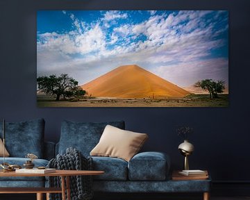 Dune in the Namib Desert in Namibia, Afrike by Patrick Groß