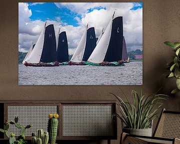 Skûtsje segeln in Friesland von Brian Morgan