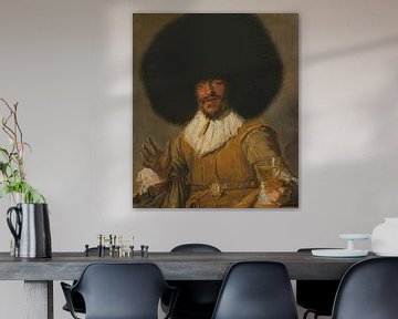 De vrolijke drinker van Frans Hals met een afrokapsel van Studio Allee