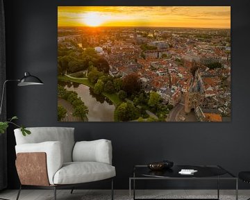 Coucher de soleil sur Zwolle vu d'en haut sur Sjoerd van der Wal Photographie