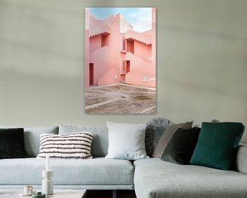 La Muralla Roja - trappenhuis 2 van Anki Wijnen