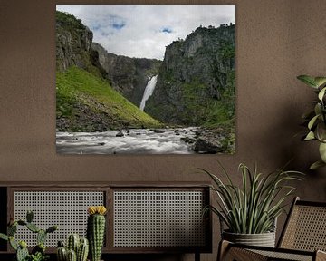 De majestueuze waterval Vøringsfossen in Noorwegen van PV Fotografie