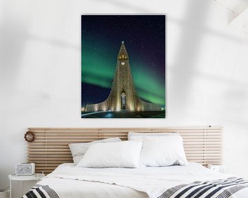 Hallgrímskirkja avec des aurores boréales en Islande sur Patrick Groß