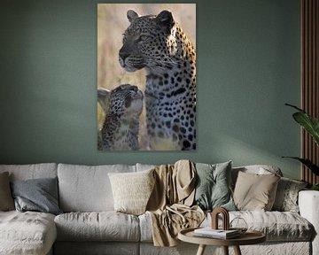 Luipaard moeder met cub by Ingrid Boellaard