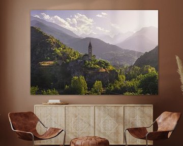 Santa Maria Assunta kerk op de rotsen. Valle d'Aosta