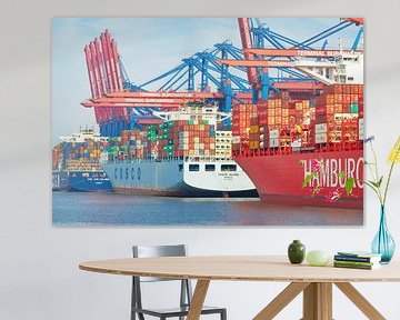 Containerschiffe mit angedockten Schiffscontainern im Hafen von Sjoerd van der Wal Fotografie