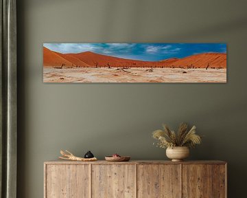 Panoramafoto van Deadvlei in de Namib-woestijn, Sossusvlei, Namibië, Afrika van Patrick Groß