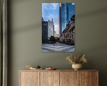 Blue hour in Frankfurt's station district by Thomas Riess